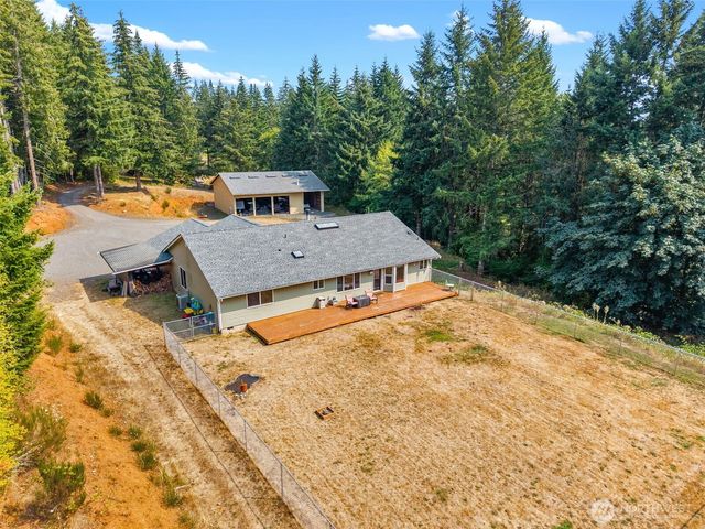 150 Alderbrook Lane, Adna, WA 98532