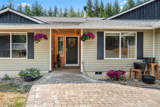 150 Alderbrook Lane, Adna, WA 98532