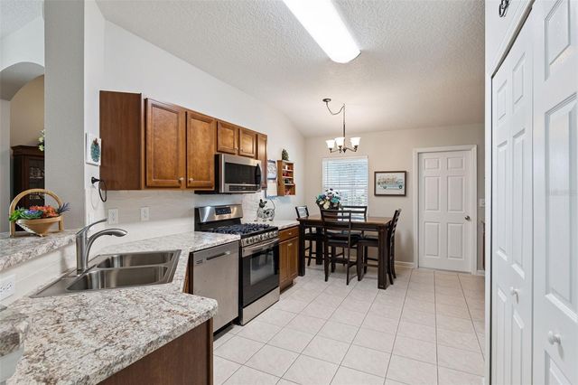 304 STONINGTON WAY, Deland, FL 32724