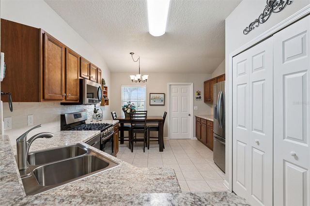 304 STONINGTON WAY, Deland, FL 32724