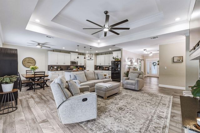 2058 Silver Creek Court, San Angelo, TX 76904