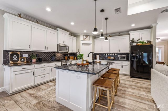 2058 Silver Creek Court, San Angelo, TX 76904
