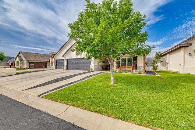 2058 Silver Creek Court, San Angelo, TX 76904