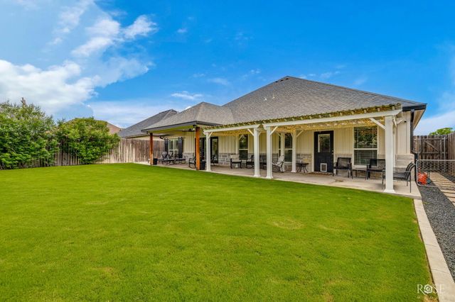2058 Silver Creek Court, San Angelo, TX 76904