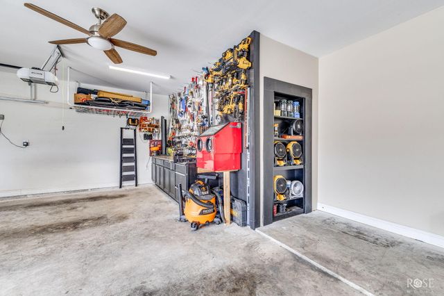 2058 Silver Creek Court, San Angelo, TX 76904