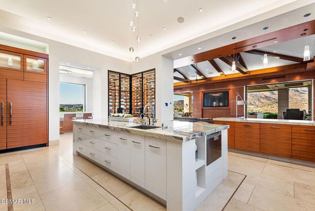 1300 Woodland Grove Court, Westlake Village, CA 91362