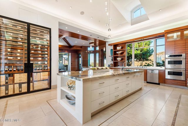 1300 Woodland Grove Court, Westlake Village, CA 91362