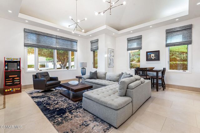 1300 Woodland Grove Court, Westlake Village, CA 91362