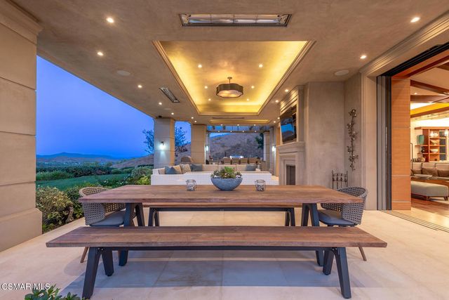 1300 Woodland Grove Court, Westlake Village, CA 91362