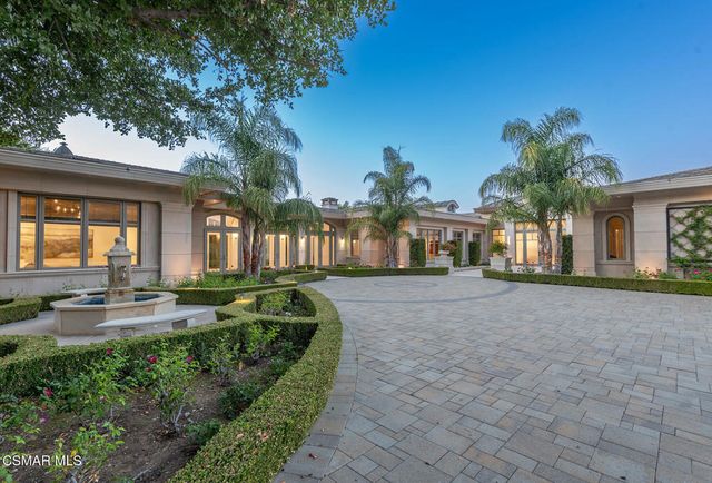 1300 Woodland Grove Court, Westlake Village, CA 91362