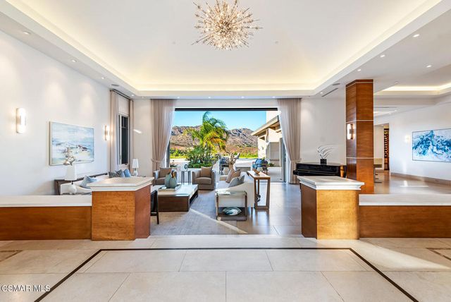 1300 Woodland Grove Court, Westlake Village, CA 91362