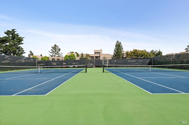 827 Via Casitas, Greenbrae, CA 94904