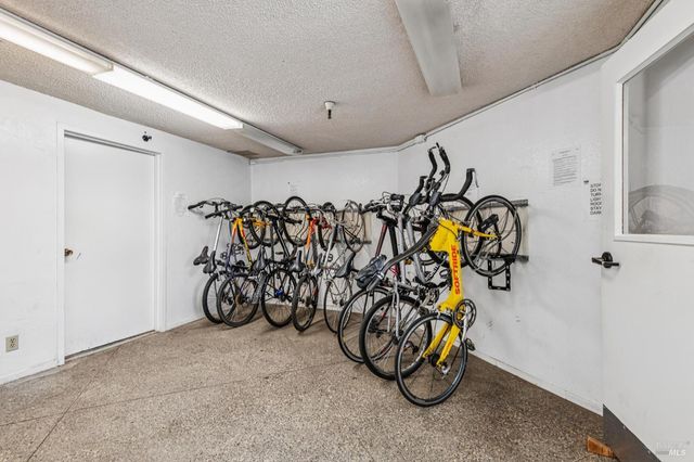 827 Via Casitas, Greenbrae, CA 94904