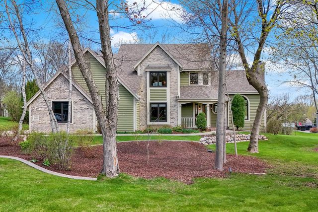 W191S6834 Bluegrass DRIVE, Muskego, WI 53150