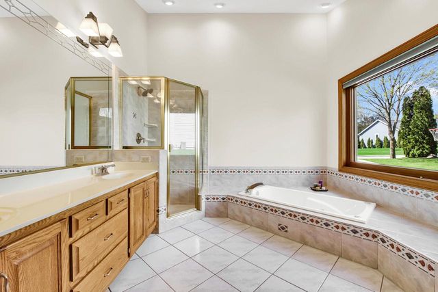 W191S6834 Bluegrass DRIVE, Muskego, WI 53150