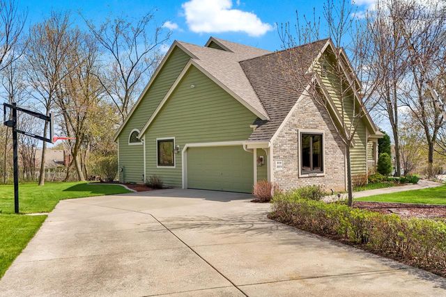W191S6834 Bluegrass DRIVE, Muskego, WI 53150