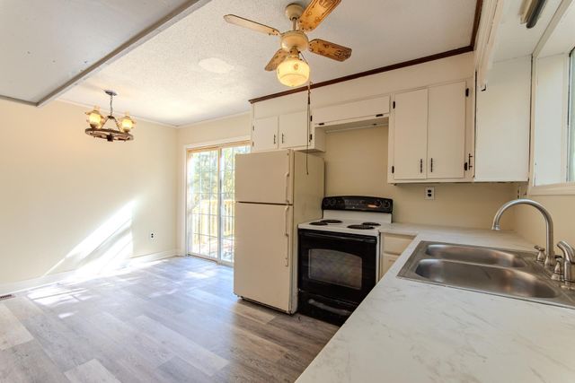 35 TRAIL LN, Savannah, TN 38372