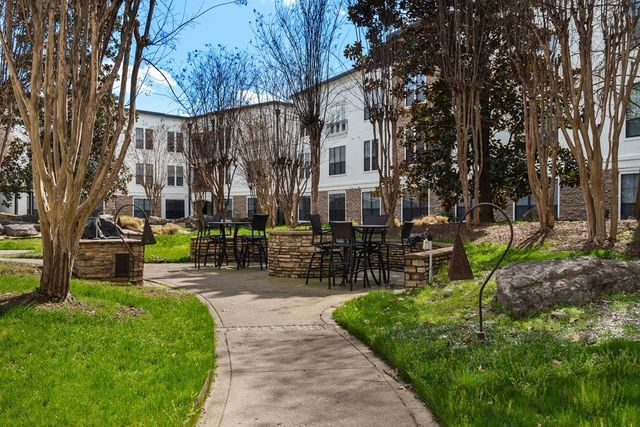 2600 Hillsboro Pike Apt 303, Nashville, TN 37212