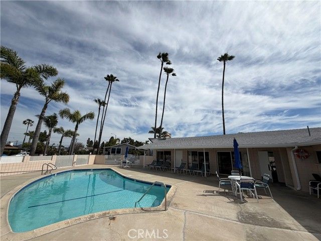 5200 Heil Avenue 37, Huntington Beach, CA 92649