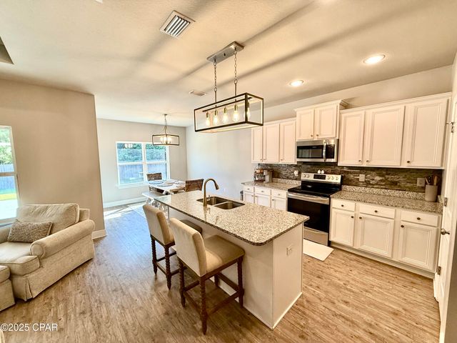 130 Confidence Way, Southport, FL 32409