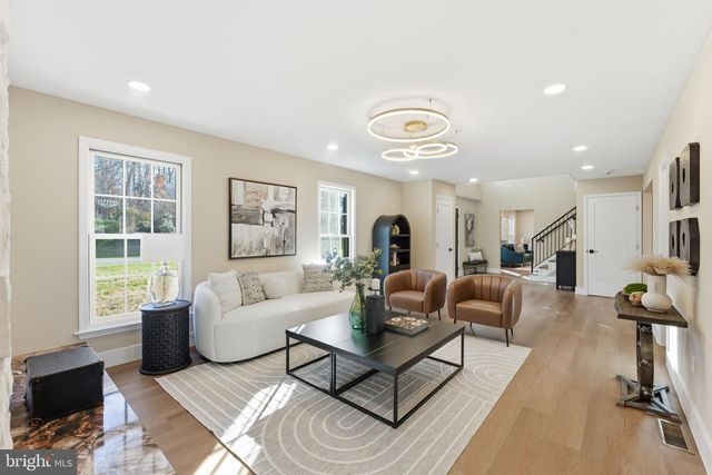 11800 BEEKMAN PL, Potomac, MD 20854