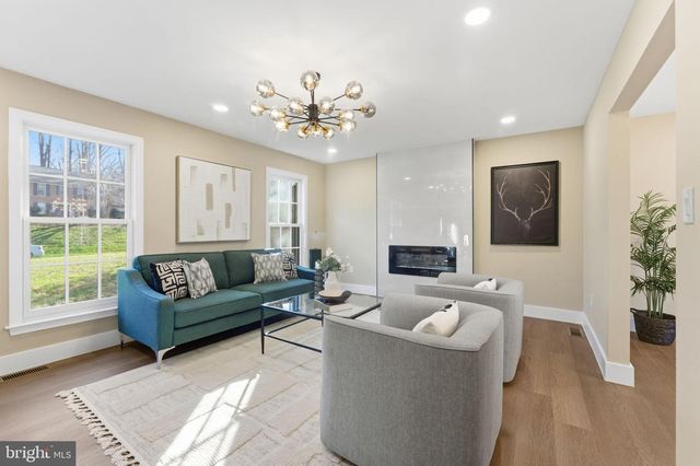 11800 BEEKMAN PL, Potomac, MD 20854