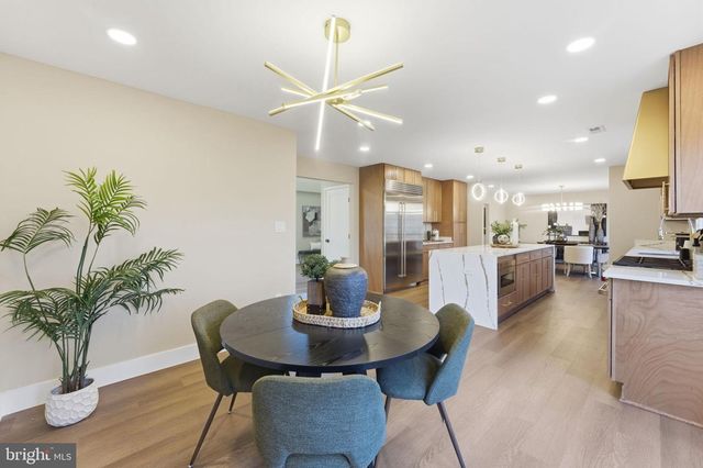 11800 BEEKMAN PL, Potomac, MD 20854