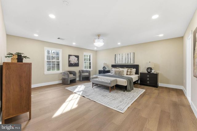 11800 BEEKMAN PL, Potomac, MD 20854