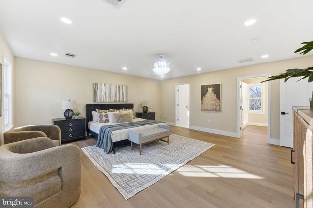 11800 BEEKMAN PL, Potomac, MD 20854