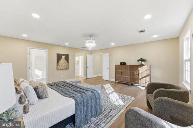 11800 BEEKMAN PL, Potomac, MD 20854