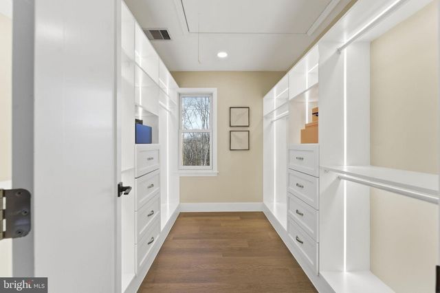 11800 BEEKMAN PL, Potomac, MD 20854