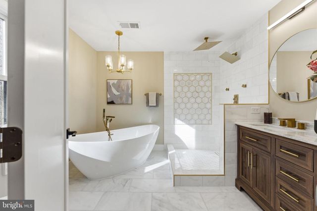 11800 BEEKMAN PL, Potomac, MD 20854