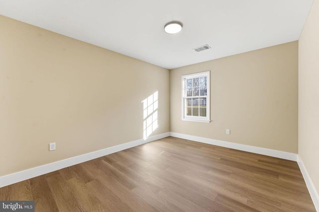 11800 BEEKMAN PL, Potomac, MD 20854