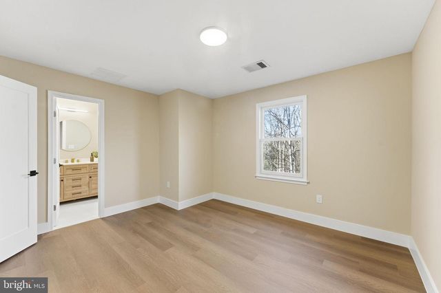 11800 BEEKMAN PL, Potomac, MD 20854