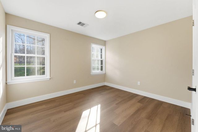 11800 BEEKMAN PL, Potomac, MD 20854