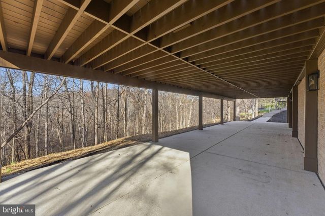 11800 BEEKMAN PL, Potomac, MD 20854