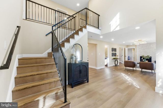 11800 BEEKMAN PL, Potomac, MD 20854