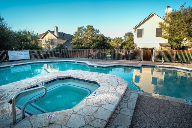 11901 Swearingen DR 38G, Austin, TX 78758