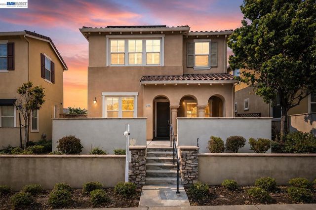 3135 Central Pkwy, Dublin, CA 94568