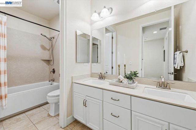 3135 Central Pkwy, Dublin, CA 94568