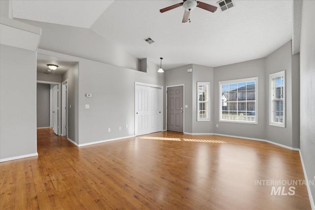 3273 N Chatterton Way, Boise, ID 83713