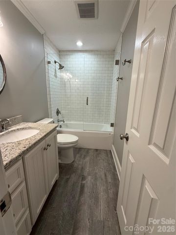 8219 Deer Drive, Harrisburg, NC 28075