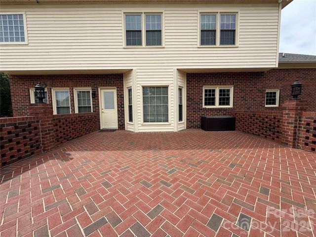 8219 Deer Drive, Harrisburg, NC 28075