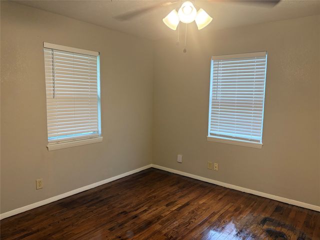 404 W Heron Street, Denison, TX 75020