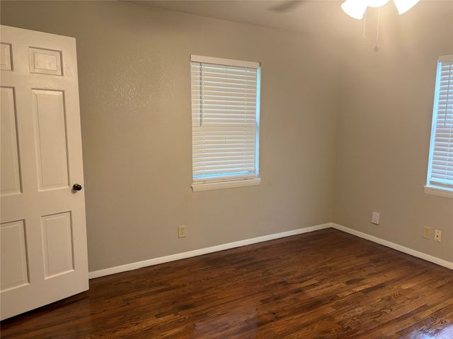 404 W Heron Street, Denison, TX 75020
