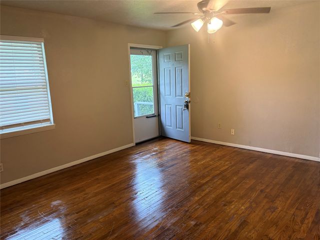404 W Heron Street, Denison, TX 75020