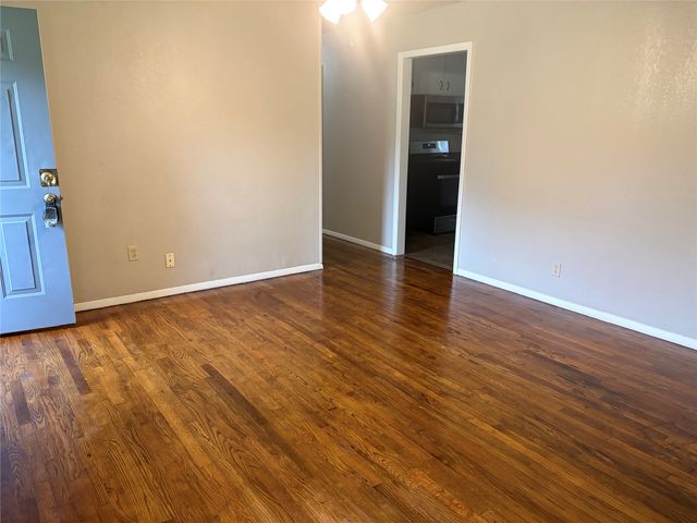 404 W Heron Street, Denison, TX 75020