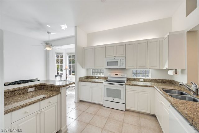 820 Bentwater CIR 101, Naples, FL 34108