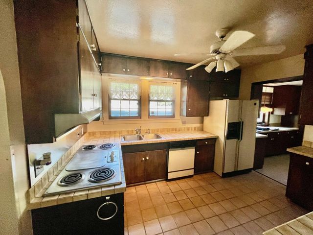 810 3rd Street NW, Austin, MN 55912