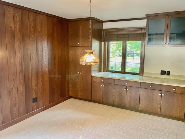810 3rd Street NW, Austin, MN 55912